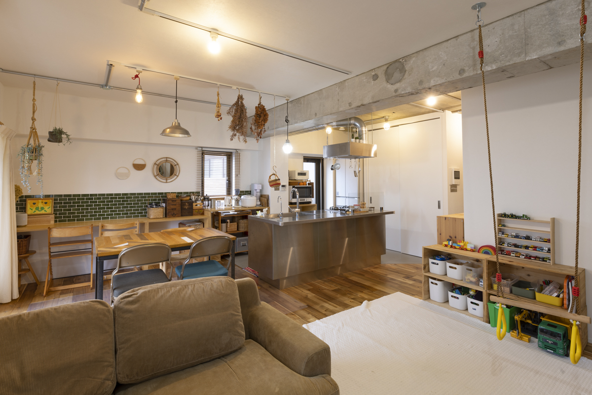 埼玉県の中古マンション: 子どもとの時間を大切に過ごせるリノベーション物件「デュオ草加リバーテラス」2階