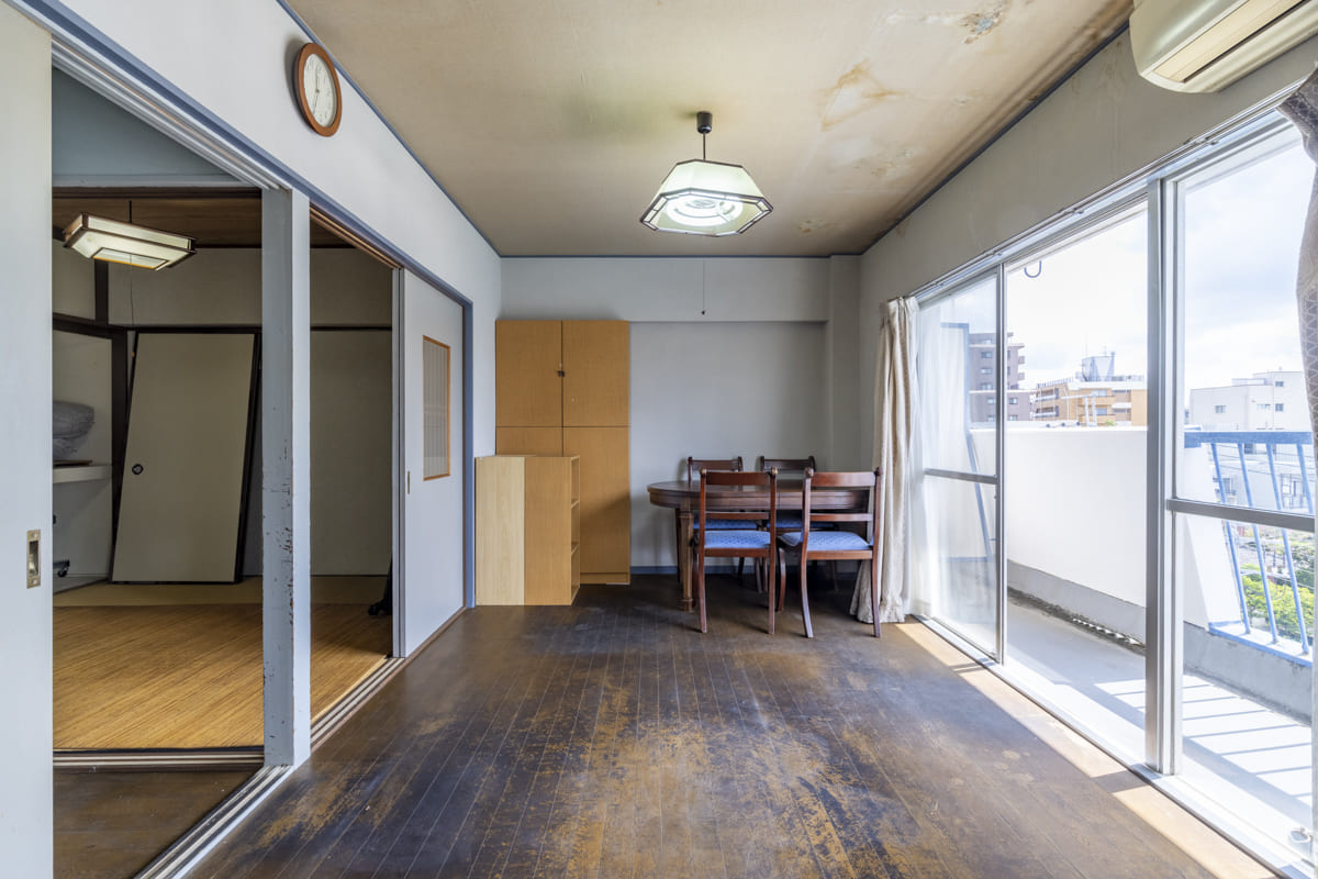 千葉県の中古マンション: 自然光が降り注ぐ快適空間。駅近で利便性も魅力の「市川シャトー真間」5階