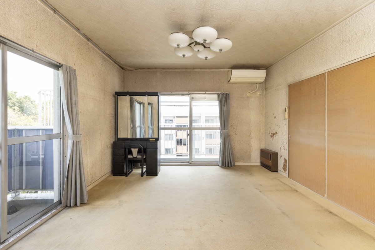 神奈川県の中古マンション: 商業施設充実エリアで家族とのびのび過ごせる団地住まい「そりだハイツ」5階