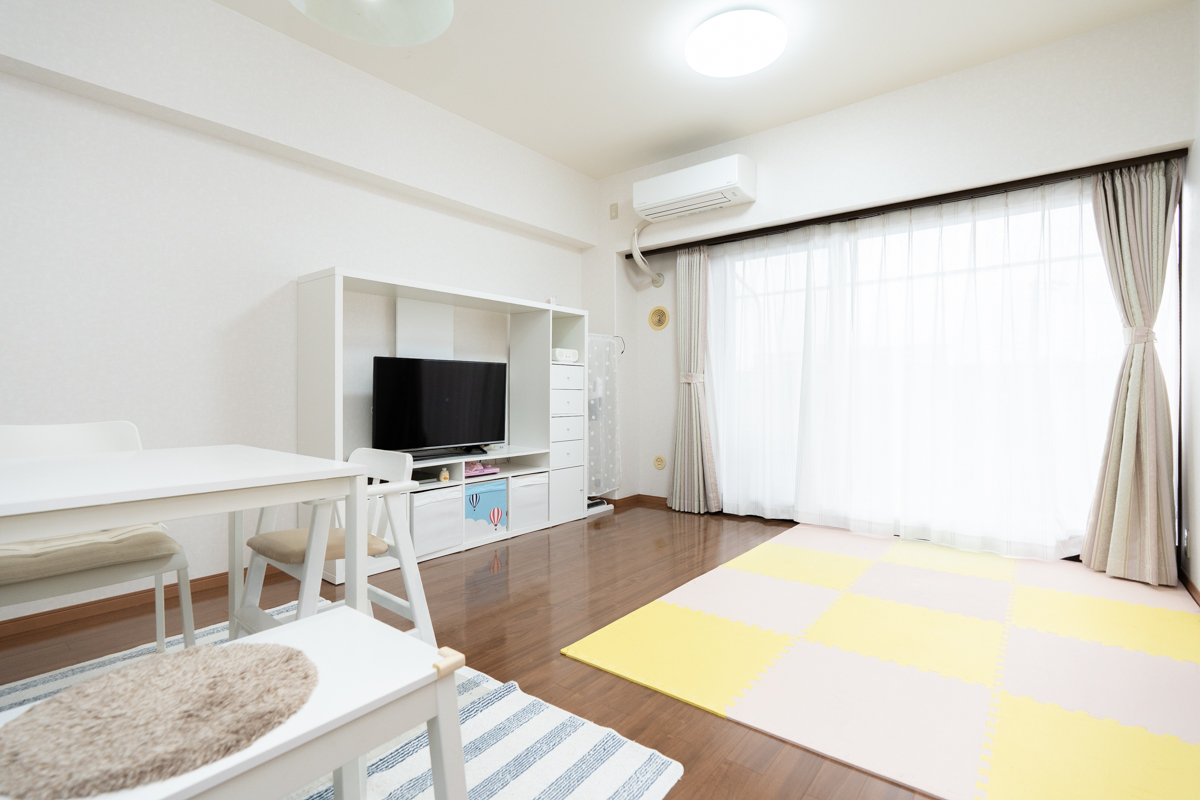 千葉県の中古マンション: 駅近の便利さと緑豊かな住環境が魅力！子育てにも最適な松戸の住まい 「プレシアスコート松戸」3階