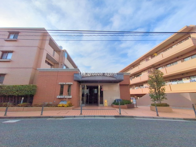 ファミール明大前