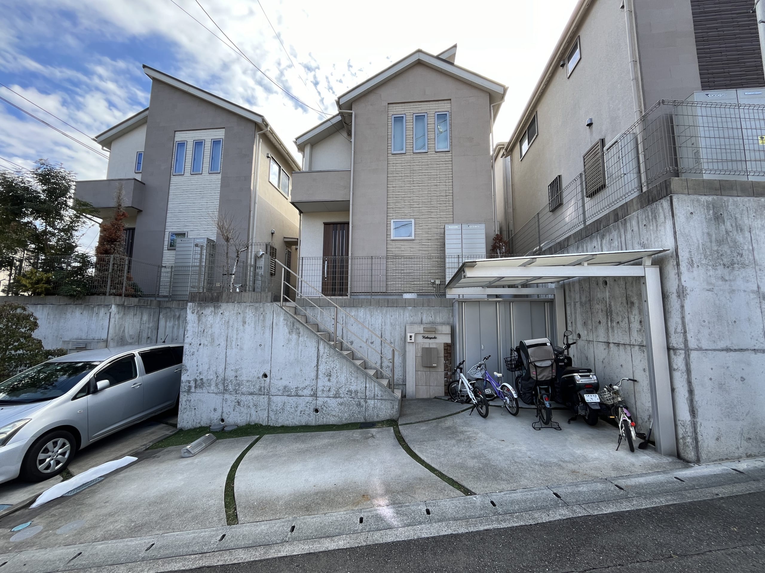 東京都の中古マンション: 横浜市青葉区あざみ野４丁目戸建