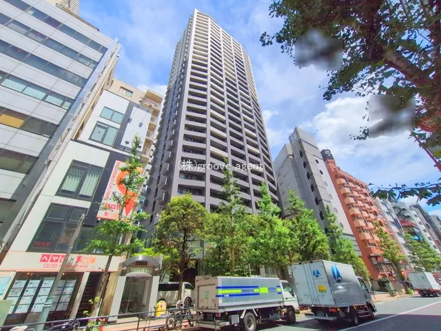 東京都の中古マンション: ファーストリアルタワー新宿