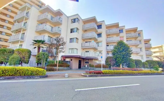 東京都の中古マンション: 本厚木リバーサイドマンション参番館
