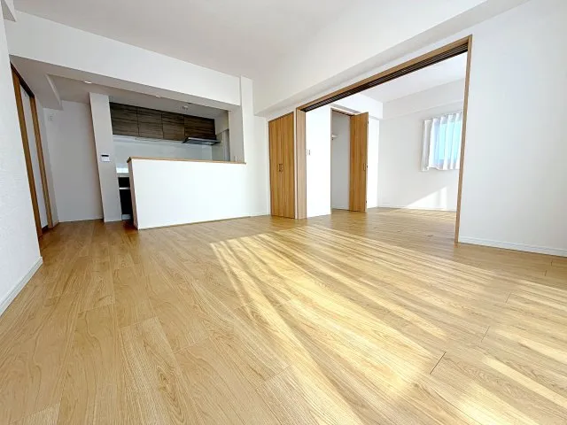 神奈川県の中古マンション: コスモ上永谷