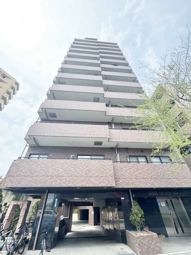 東京都の中古マンション: グランベルフォーシーズンズタワー