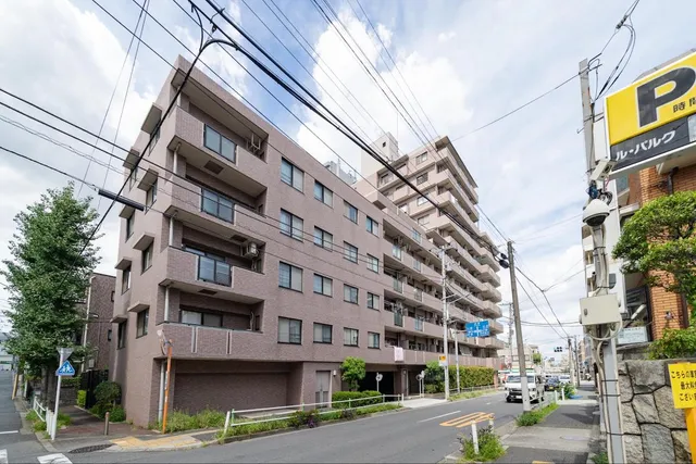東京都の中古マンション: 3路線利用可能！駅徒歩3分で買い物施設も充実の「ヴェラハイツ成増」2階